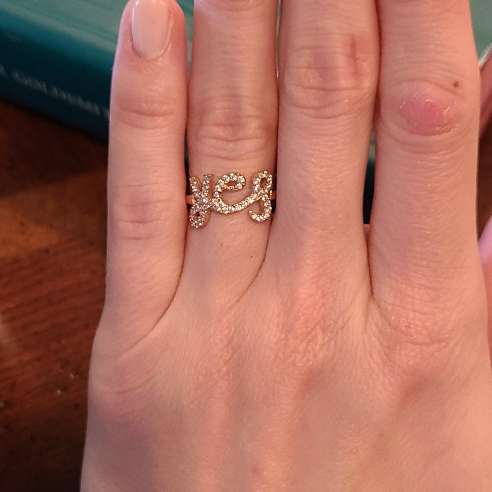 Rose gold "yes" ring